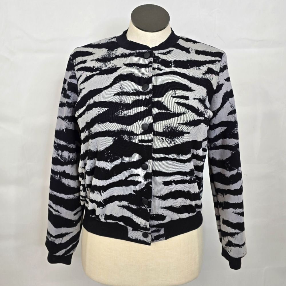 NWT Wantdo Secret Zebra Striped Bomber Jacket Sz M
